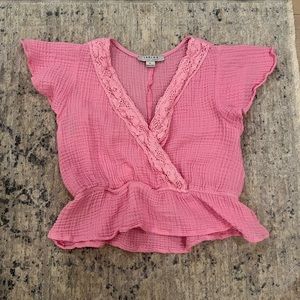 Pink short sleeve ruffle blouse!!